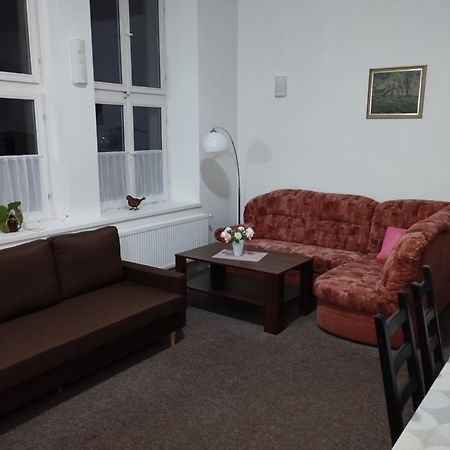 Apartmany Ceska Skola Lipova  Buitenkant foto